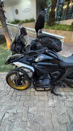 BMW R 1300 GS TRIPLE BLACK 